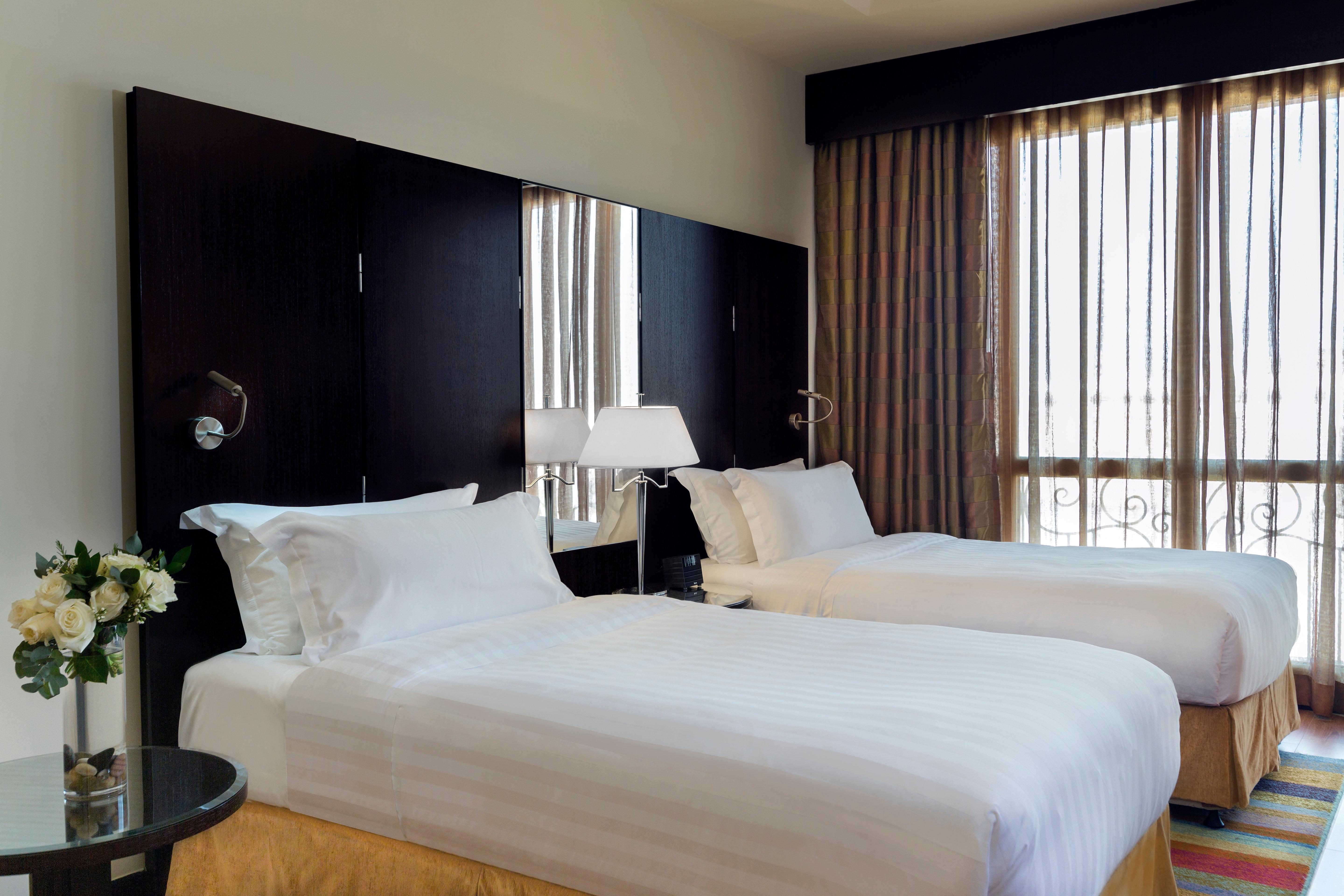Crowne Plaza Al Khobar By Ihg Hotel Exterior foto A bedroom at the hotel