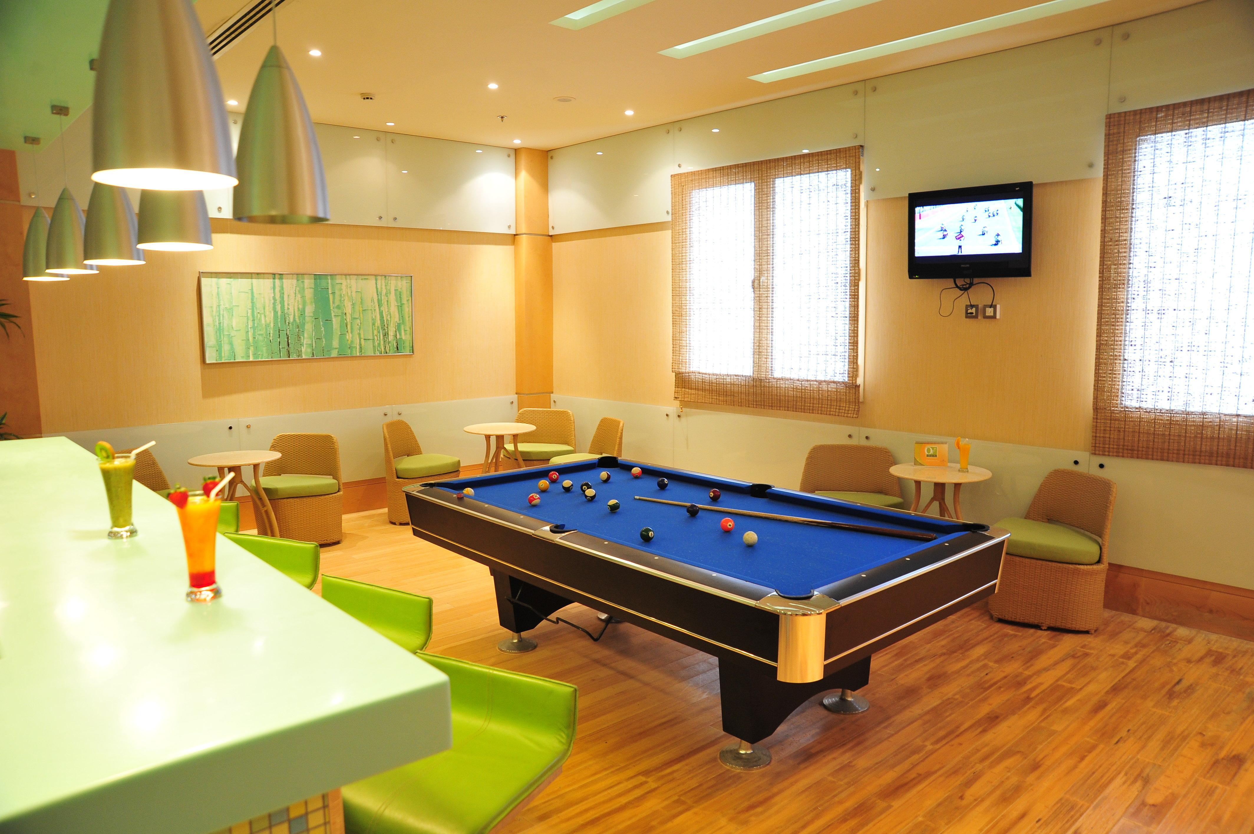 Crowne Plaza Al Khobar By Ihg Hotel Exterior foto A pool table at a hotel